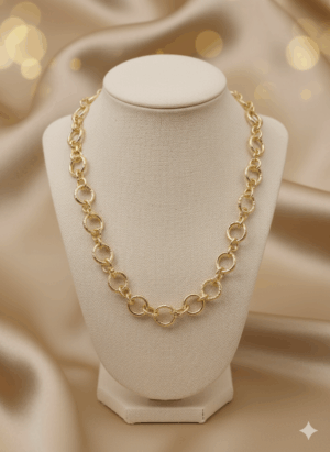 Arira Classy and stylish gold chain