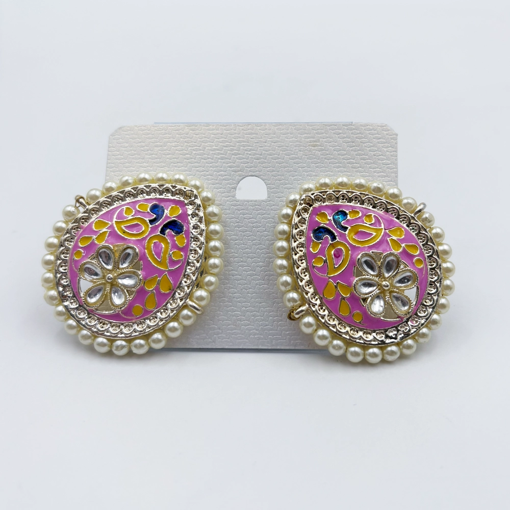 Arira traditional and elegant pearl earrings